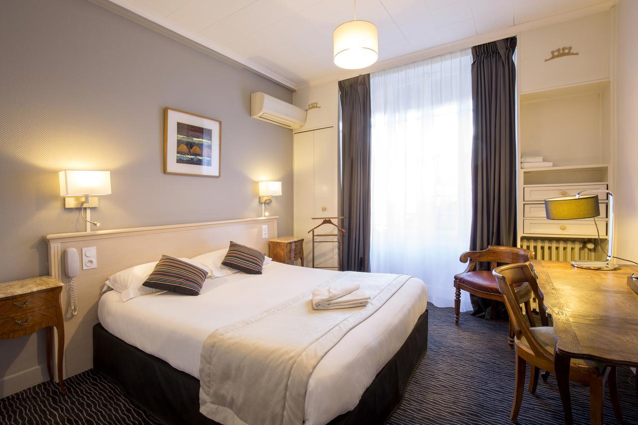 Hotel Raymond 4 Toulouse Szoba fotó