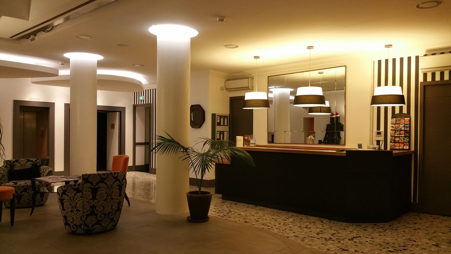 Hotel Raymond 4 Toulouse Kültér fotó